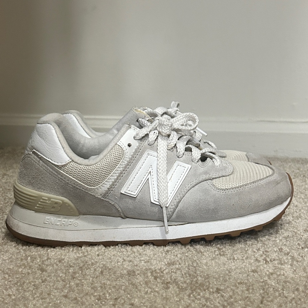 New Balance 574 Neutral colors - Picture 2 of 3
